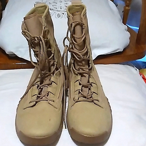 Nike Shoes | Nike SFB Field 8 British Khaki Canvas Boots | Color: Tan | Size: 10 | Pm-80569268's Closet